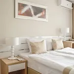 ホテル Platinum & Casino 4*