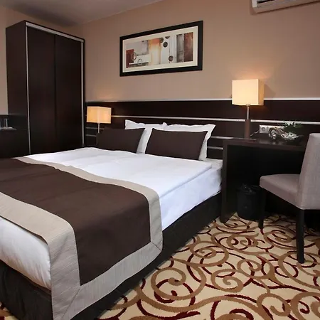 Platinum & Casino 4*