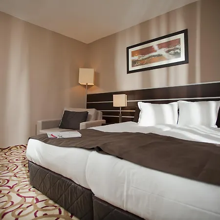 Hotel Platinum & Casino