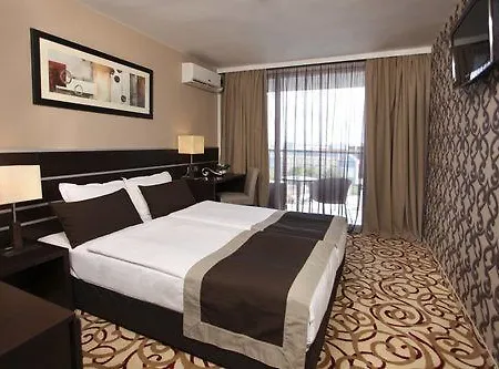 Hotel Platinum & Casino 4*