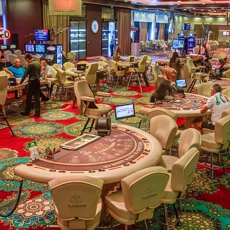 Hotell Platinum & Casino