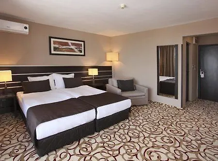 Hotell Platinum & Casino 4*