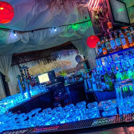 Platinum & Casino Hotell 4*