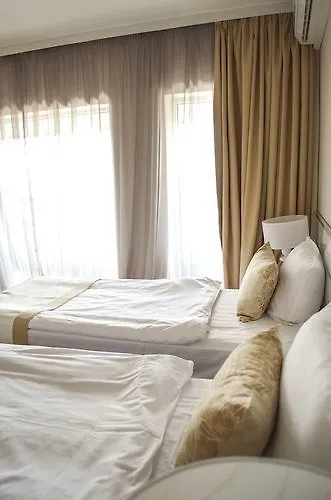 Hotel Platinum & Casino