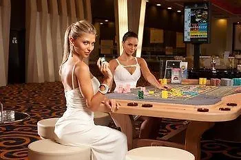 Platinum & Casino Szálloda