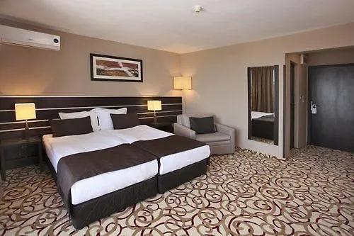 Szálloda Platinum & Casino 4*